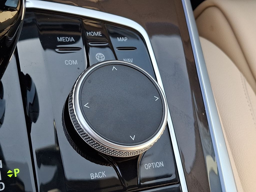 Thumbnail: 2022 BMW X5 - 24