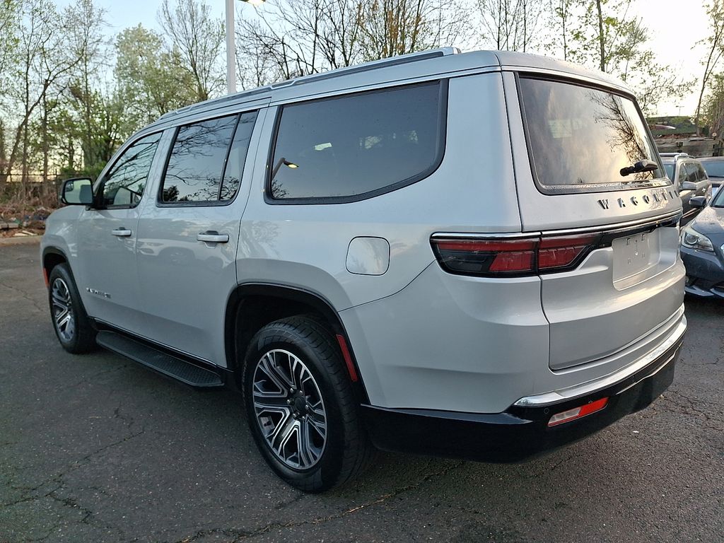 Thumbnail: 2024 Jeep Wagoneer - 6