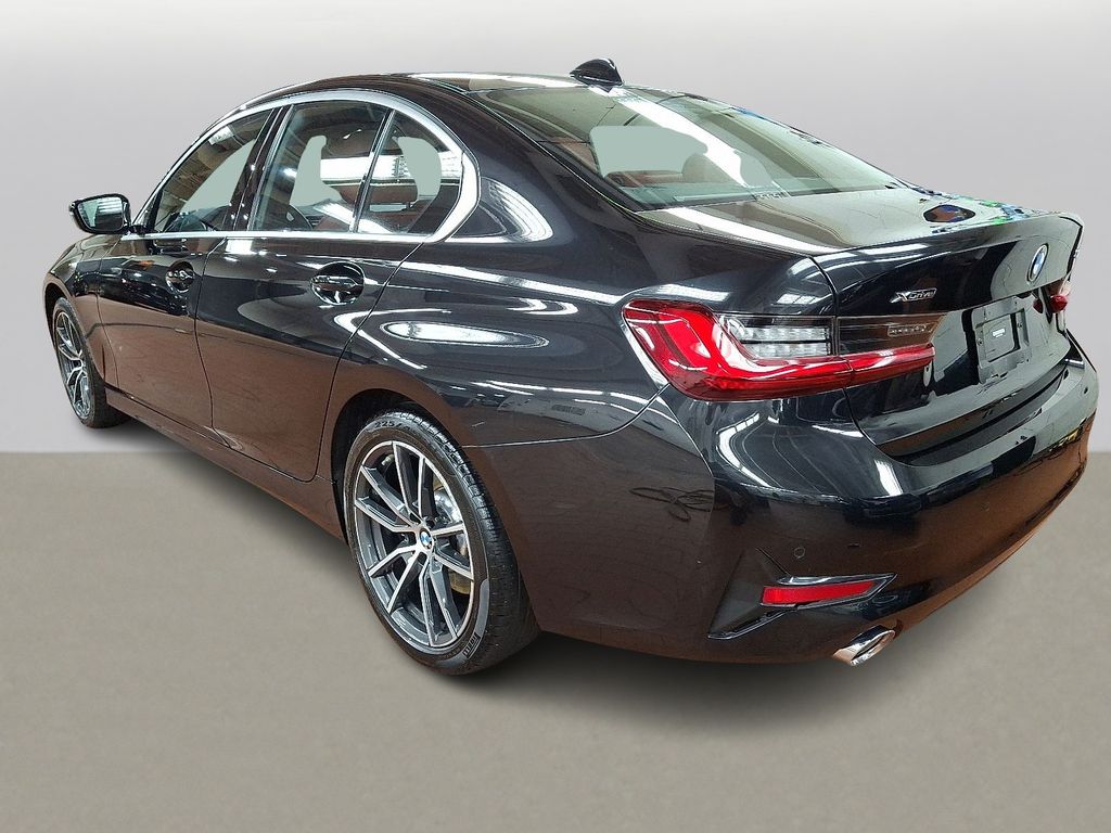 Thumbnail: 2022 BMW 3 Series - 6