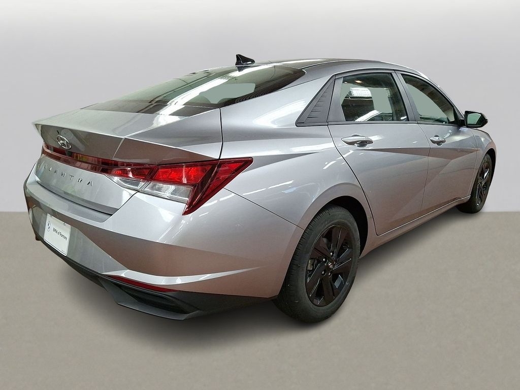 Used 2023 Hyundai Elantra SEL Sedan
