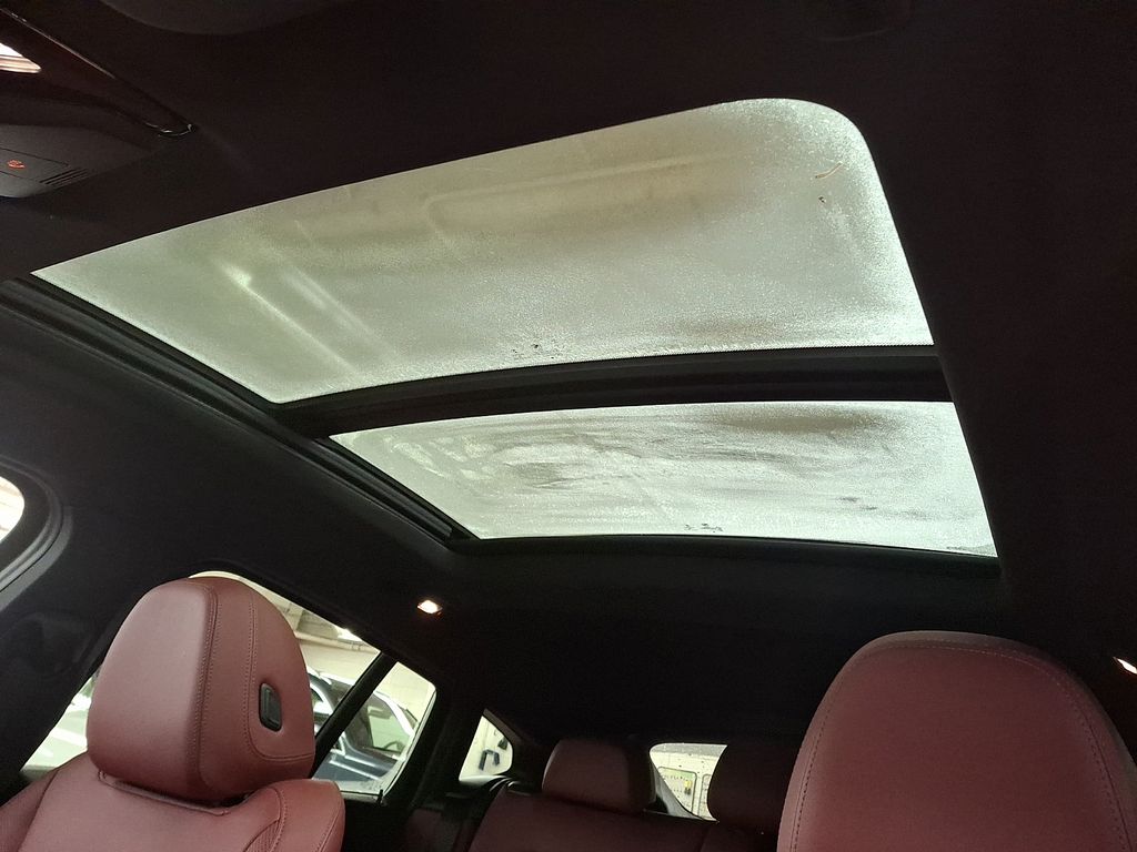 Thumbnail: 2023 BMW X4 - 11