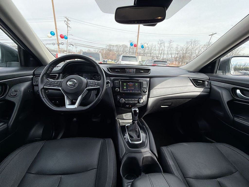 Thumbnail: 2018 Nissan Rogue - 20