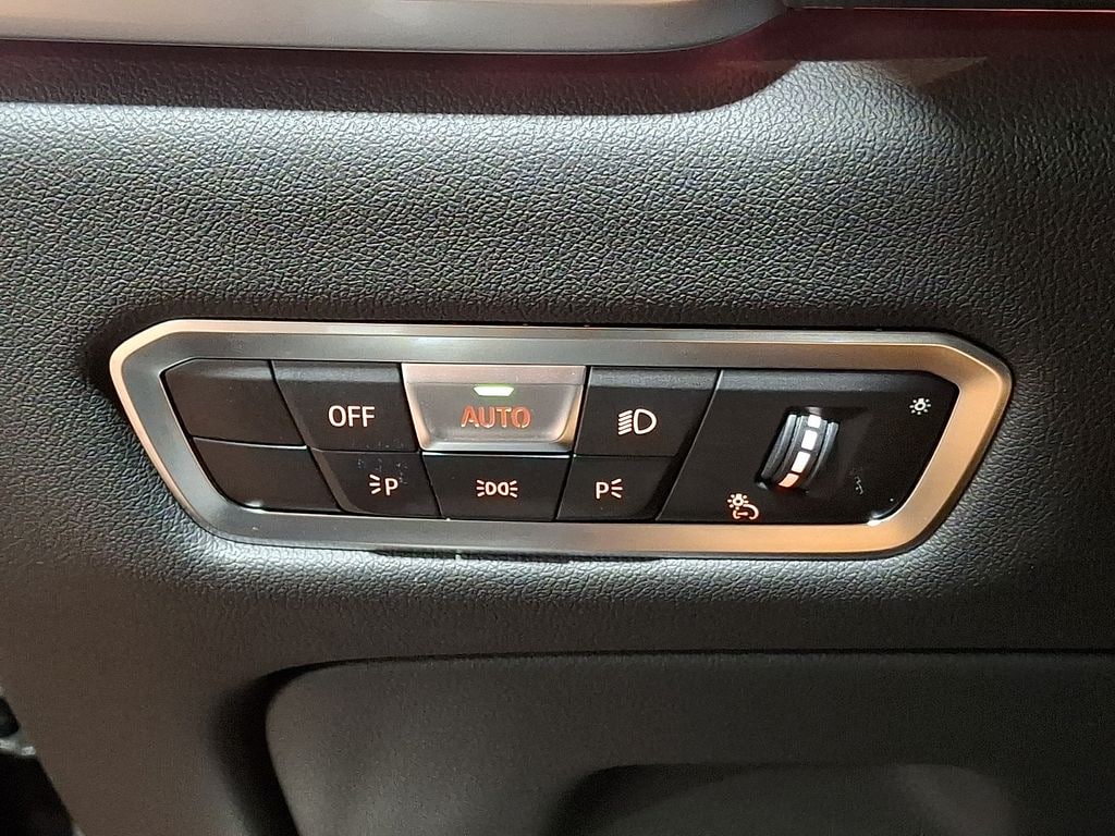 Thumbnail: 2023 BMW X6 - 24