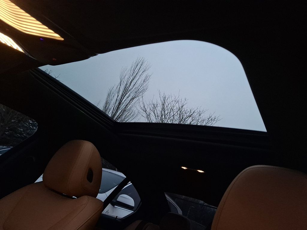 Thumbnail: 2021 BMW 3 Series - 12