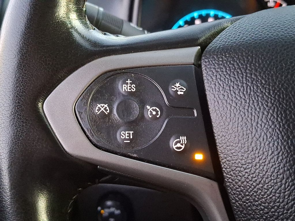 Thumbnail: 2021 Chevrolet Colorado - 18