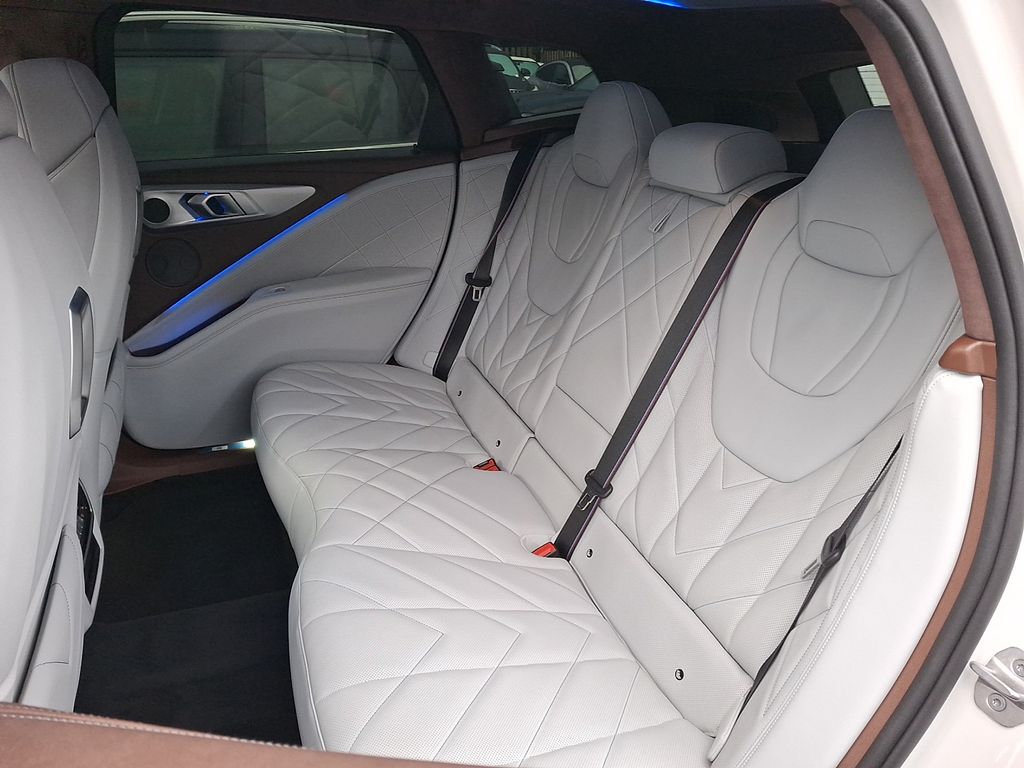 Thumbnail: 2024 BMW XM - 7