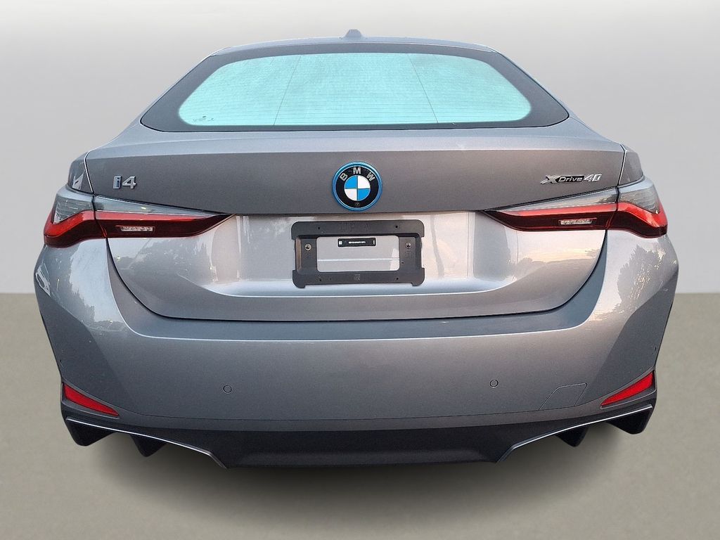 Thumbnail: 2025 BMW i4 - 5
