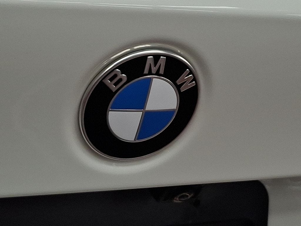 Thumbnail: 2023 BMW 3 Series - 23