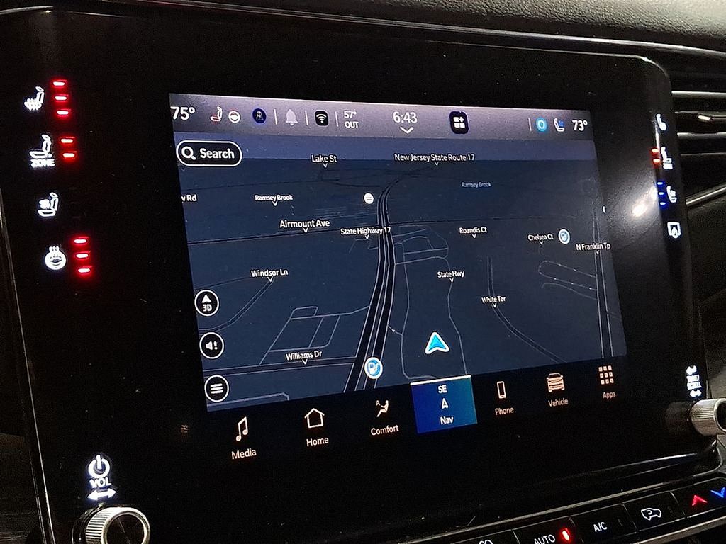 Thumbnail: 2023 Jeep Wagoneer - 11