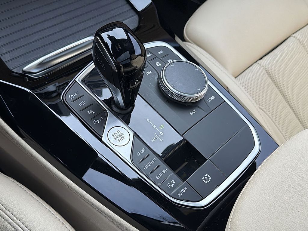 Thumbnail: 2022 BMW X4 - 25