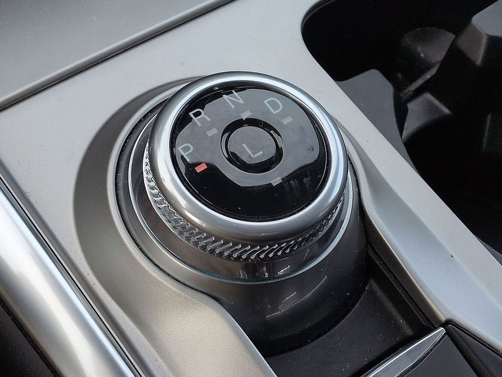 Thumbnail: 2023 Ford Explorer - 31