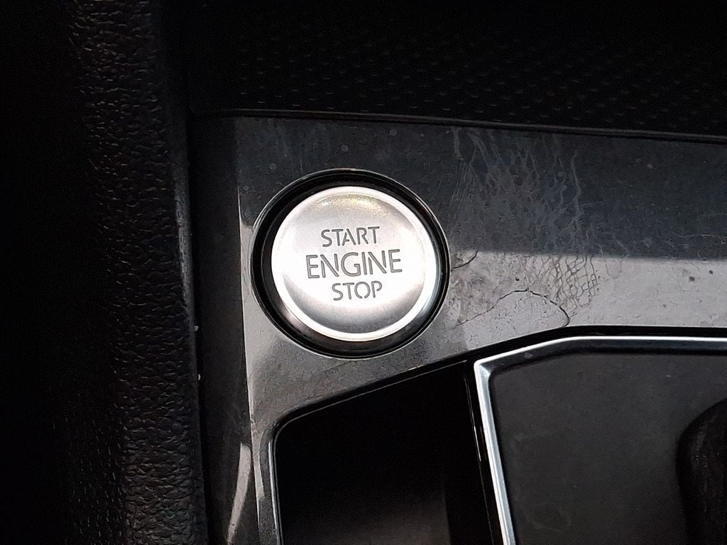 Thumbnail: 2019 Volkswagen Tiguan - 20