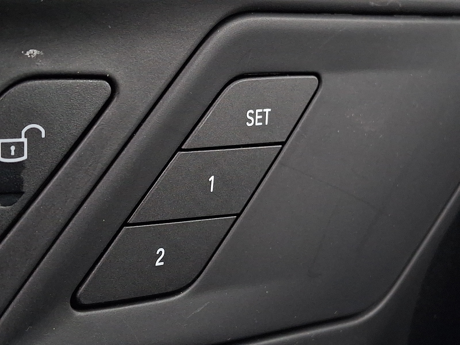 Thumbnail: 2025 BMW X1 - 19