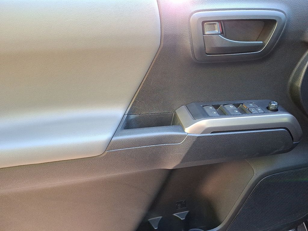 2022 Toyota Tacoma  10