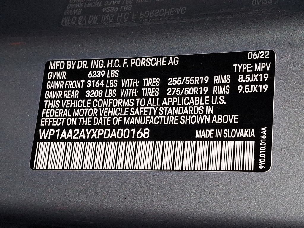 Thumbnail: 2023 Porsche Cayenne - 25