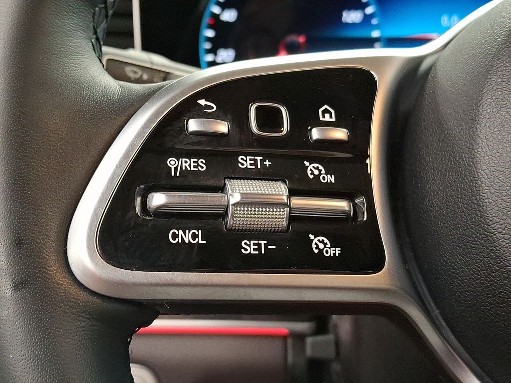 Thumbnail: 2022 Mercedes-Benz GLE - 17