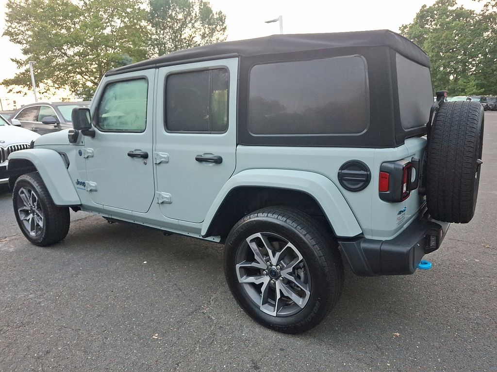 Thumbnail: 2024 Jeep Wrangler - 7