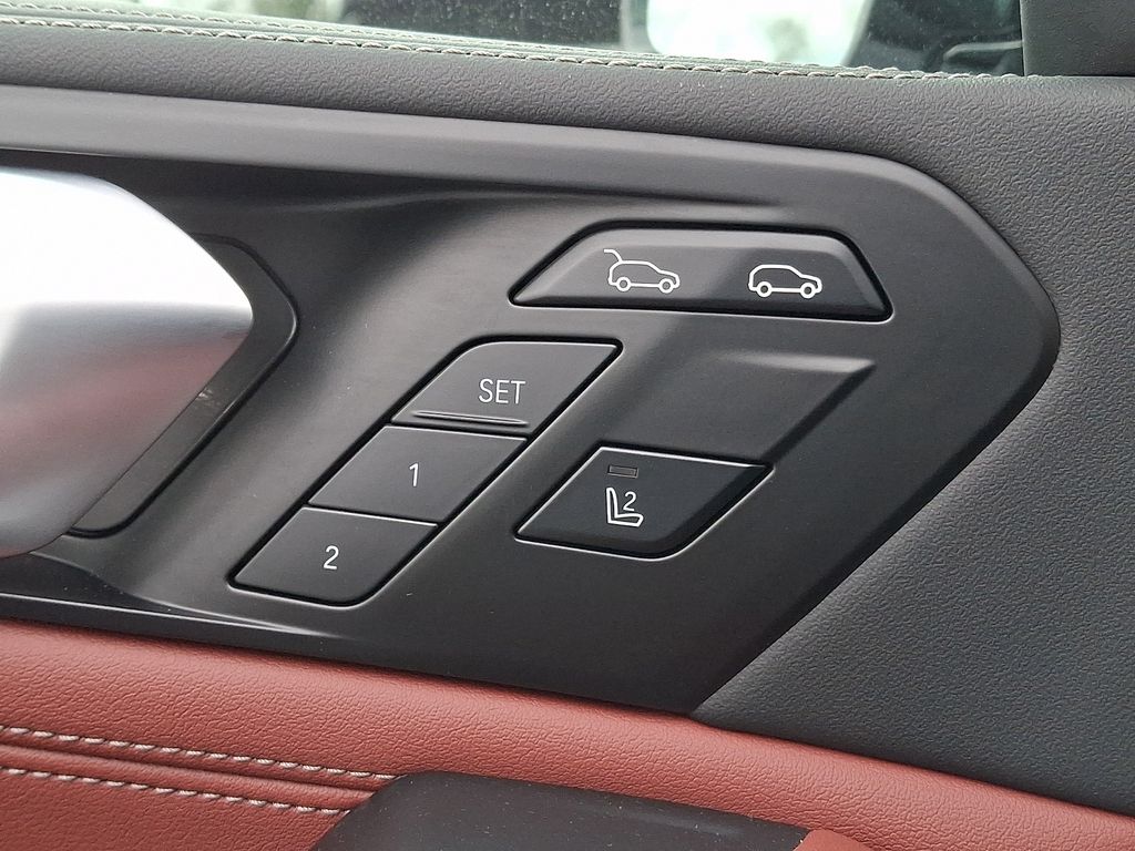 Thumbnail: 2025 BMW X6 - 26