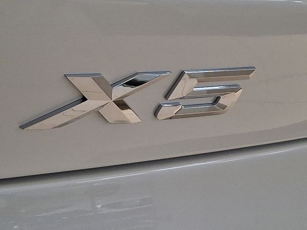 Thumbnail: 2026 BMW X5 - 7