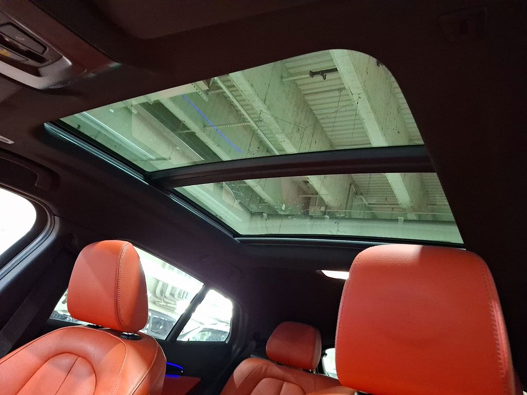 Thumbnail: 2022 BMW X2 - 11