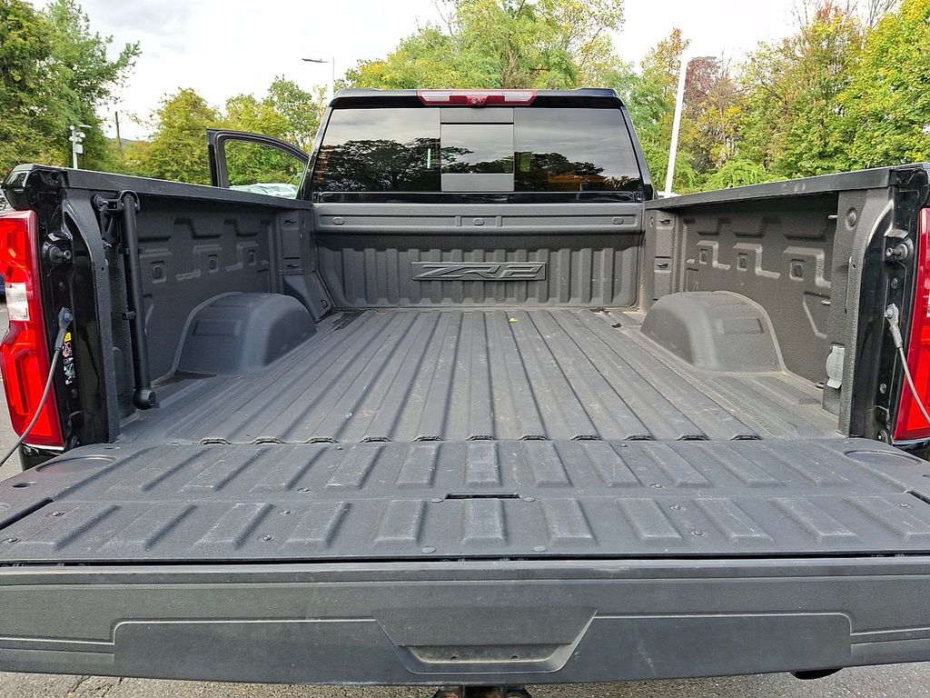 Thumbnail: 2024 Chevrolet Silverado 2500 - 28