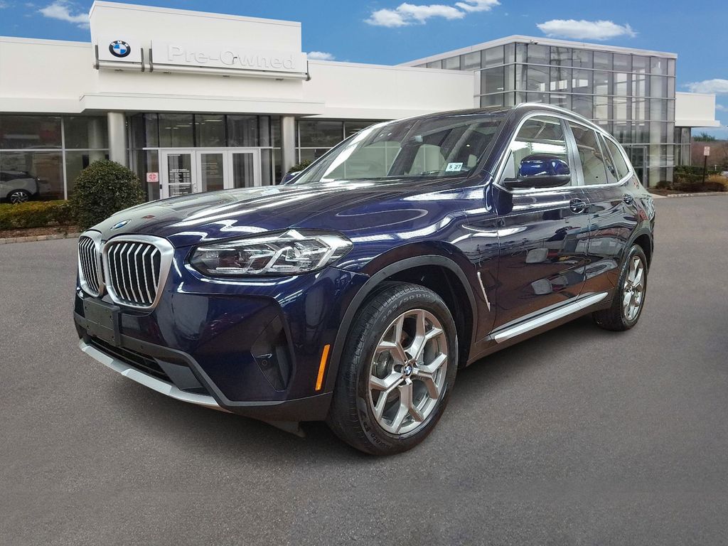 2022 BMW X3 xDrive30i Hero Image