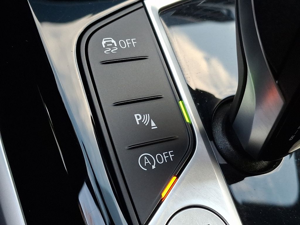 Thumbnail: 2019 BMW 3 Series - 20