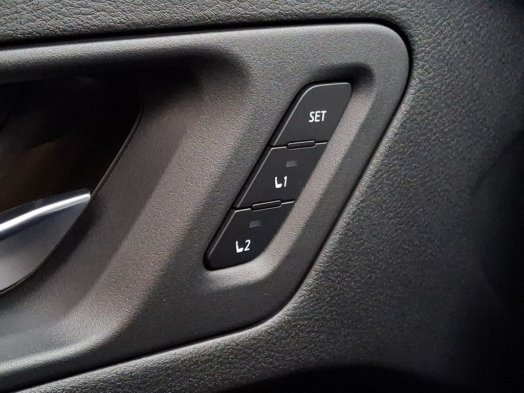 Thumbnail: 2023 Nissan Ariya - 23