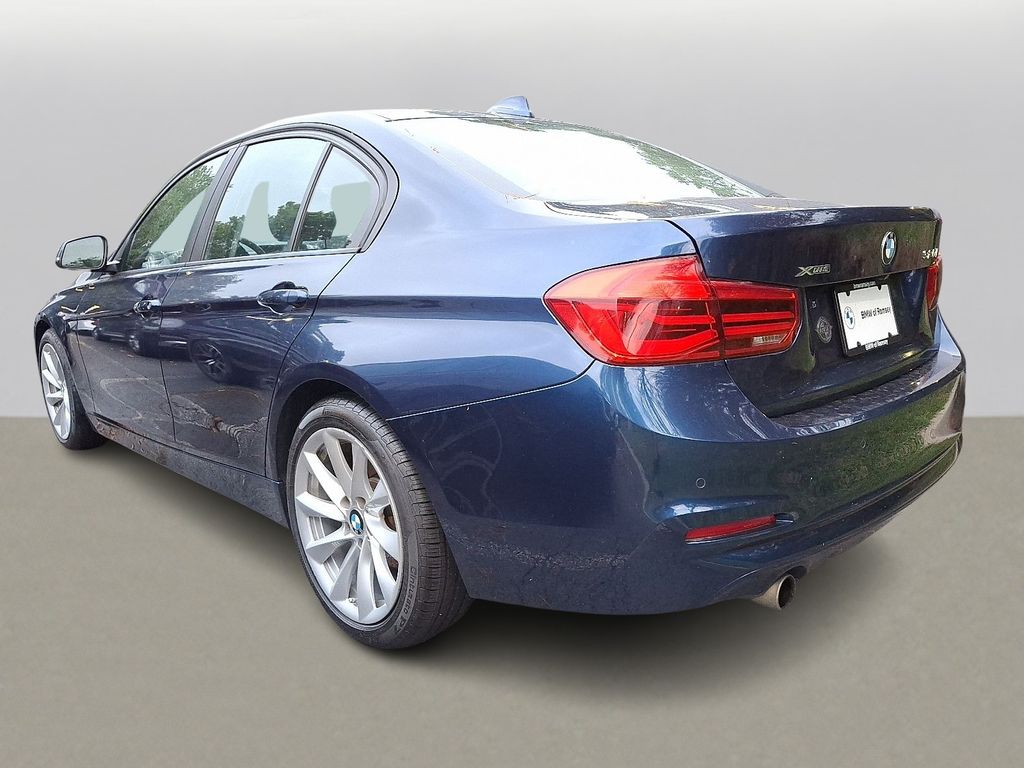 Thumbnail: 2018 BMW 3 Series - 6