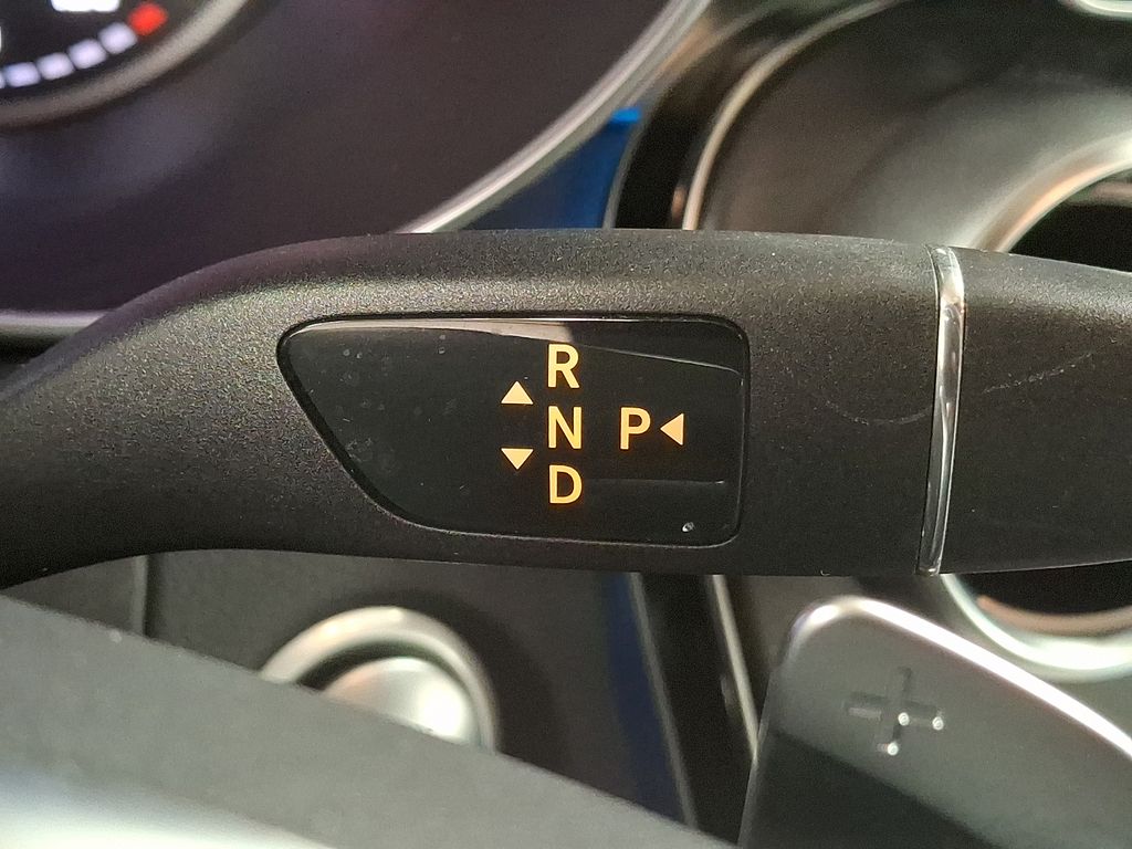 Thumbnail: 2017 Mercedes-Benz C-Class - 11