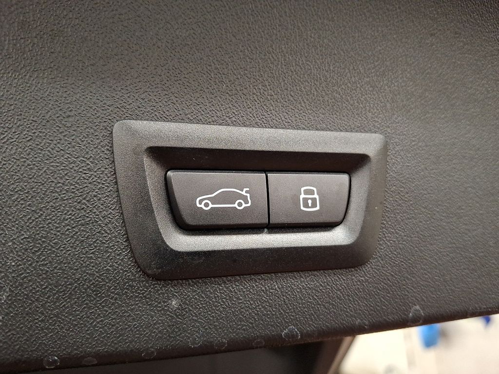 Thumbnail: 2025 BMW X3 - 28