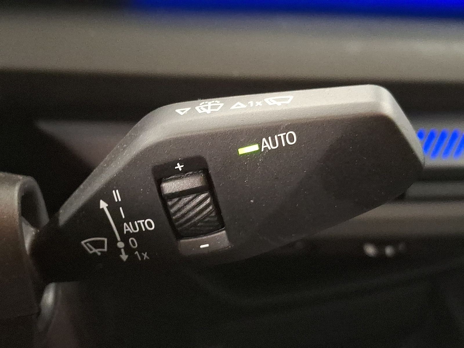 Thumbnail: 2025 BMW 2 Series - 18