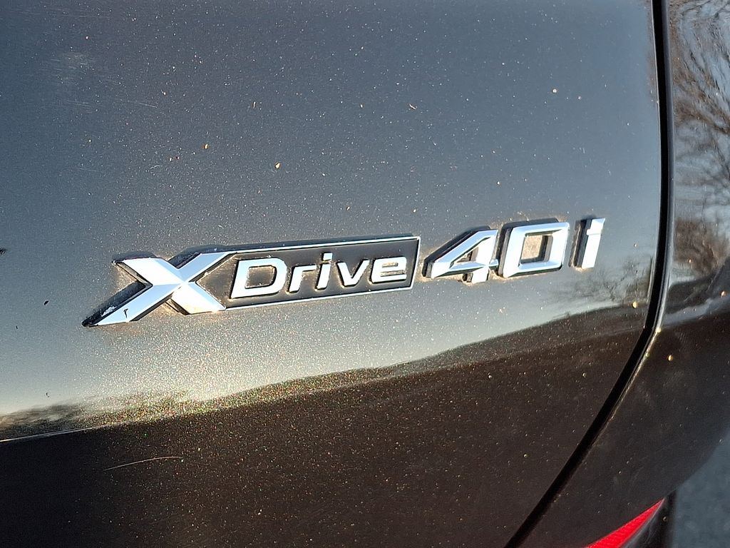 Thumbnail: 2022 BMW X6 - 28