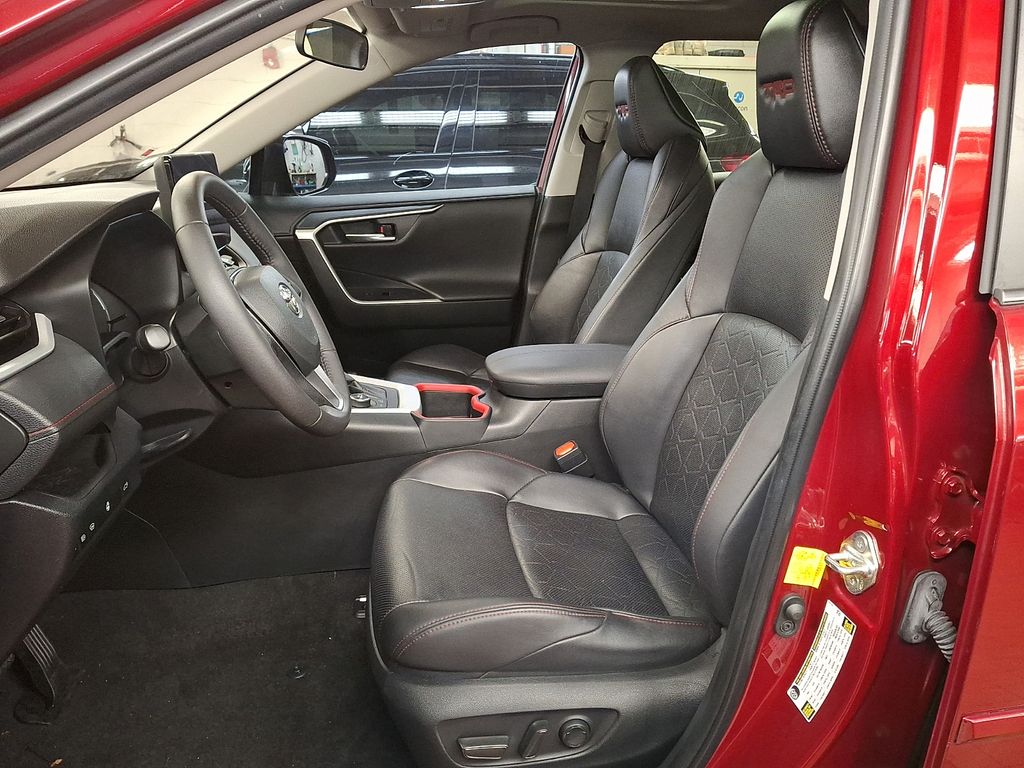 Thumbnail: 2023 Toyota RAV4 - 10