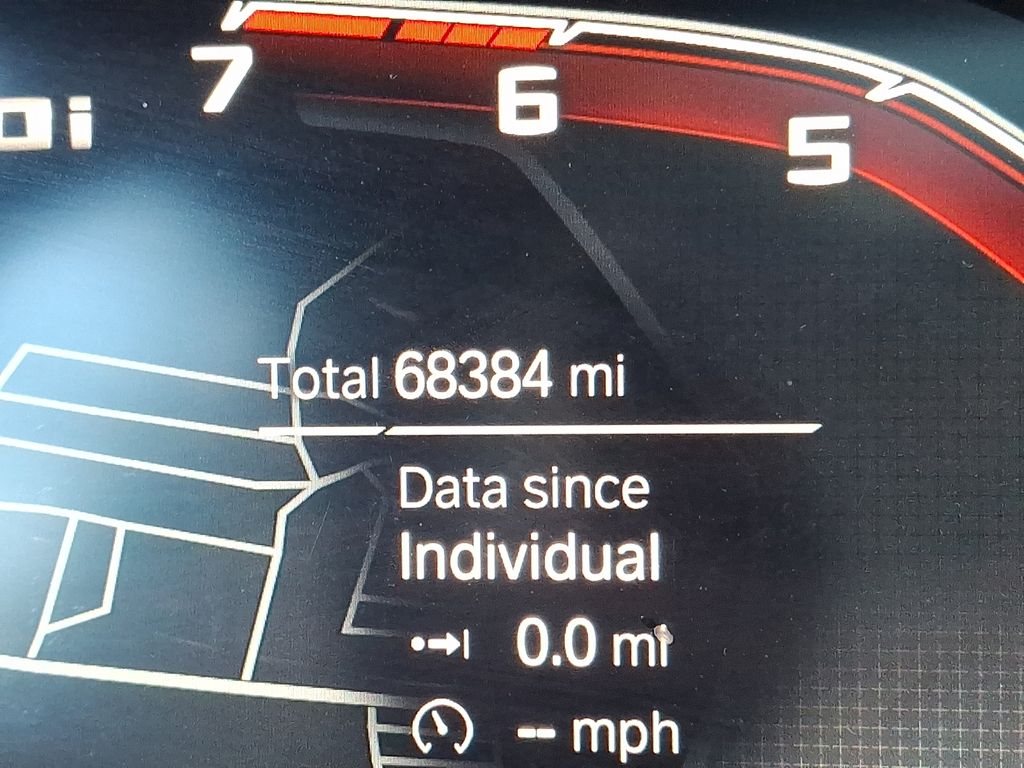 Thumbnail: 2023 BMW X6 - 15