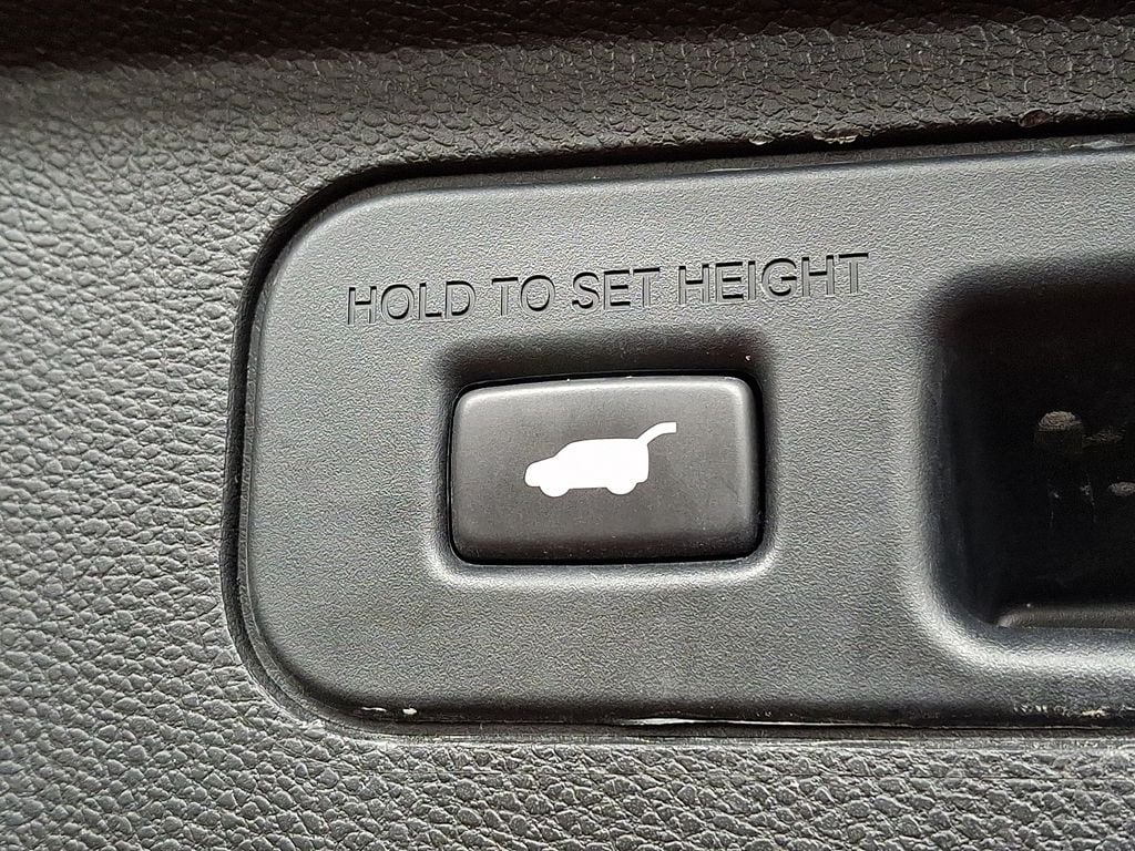 Thumbnail: 2023 Honda Odyssey - 27