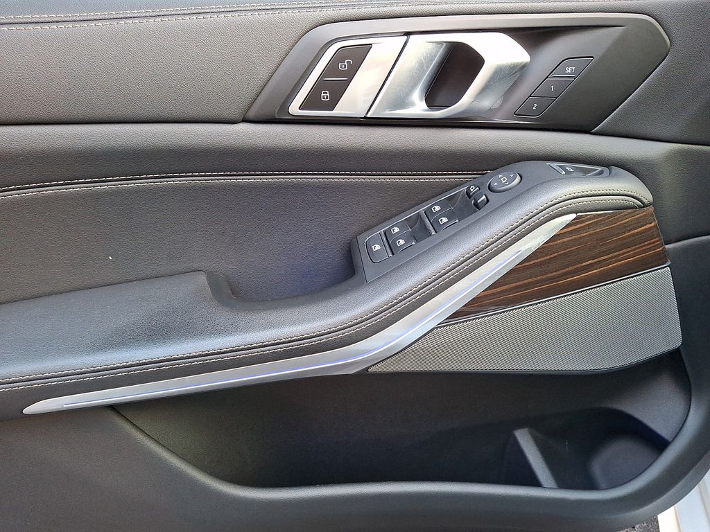 Thumbnail: 2024 BMW X5 - 8