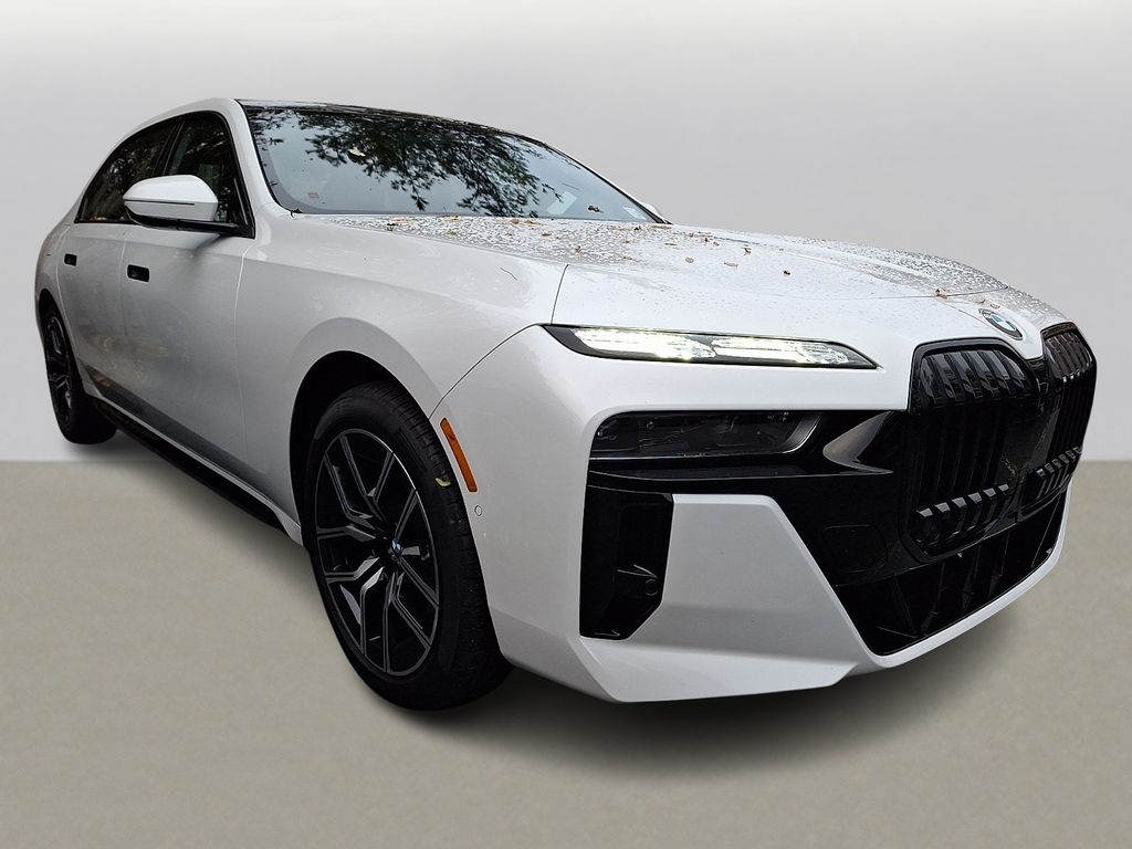 Thumbnail: 2023 BMW 7 Series - 3