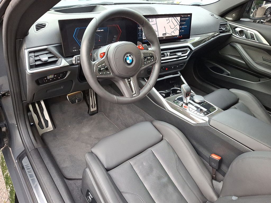 Thumbnail: 2024 BMW M4 - 9