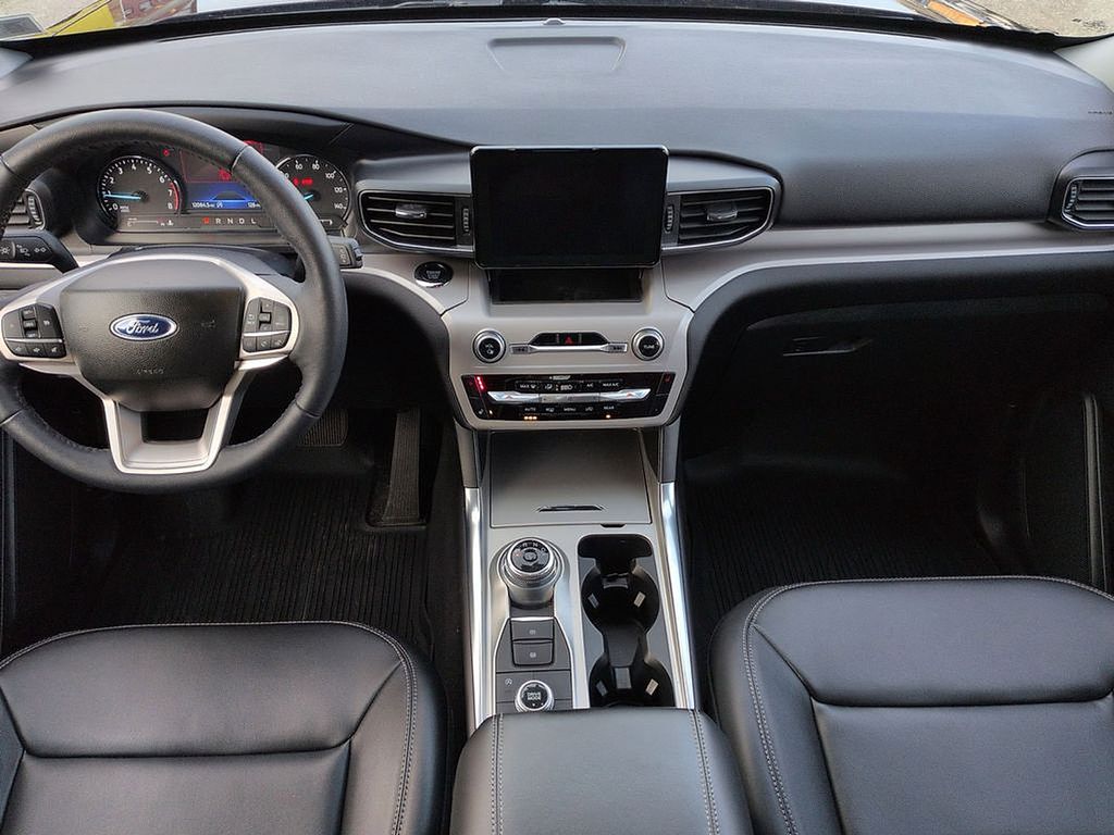 Thumbnail: 2023 Ford Explorer - 16