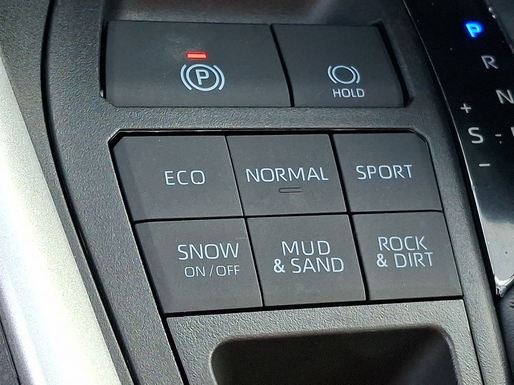 Thumbnail: 2025 Toyota RAV4 - 21