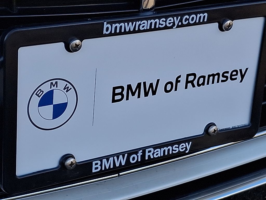 Thumbnail: 2015 Dodge Challenger - 30