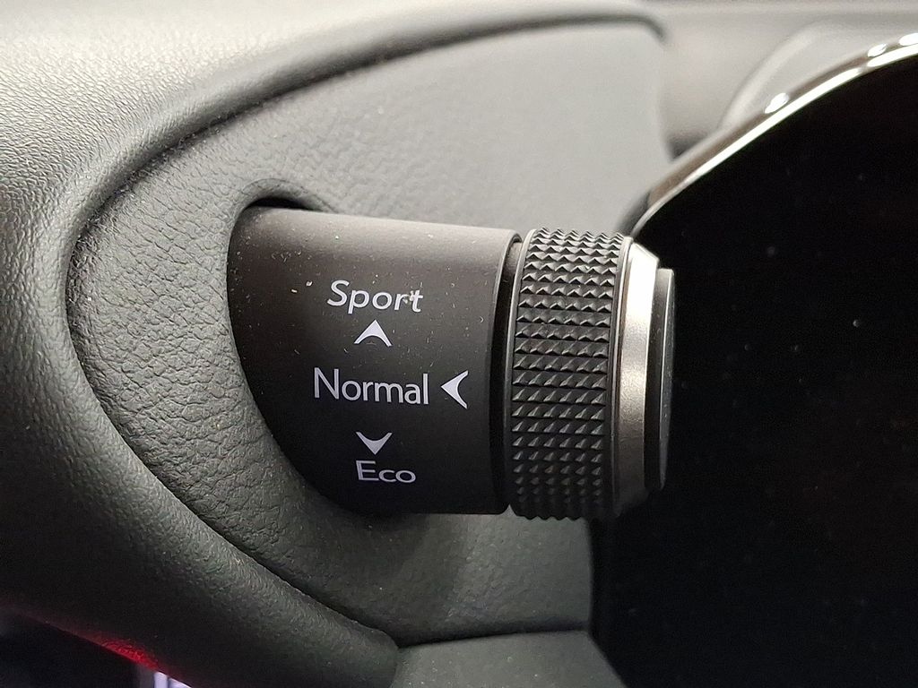 Thumbnail: 2024 Lexus ES - 22