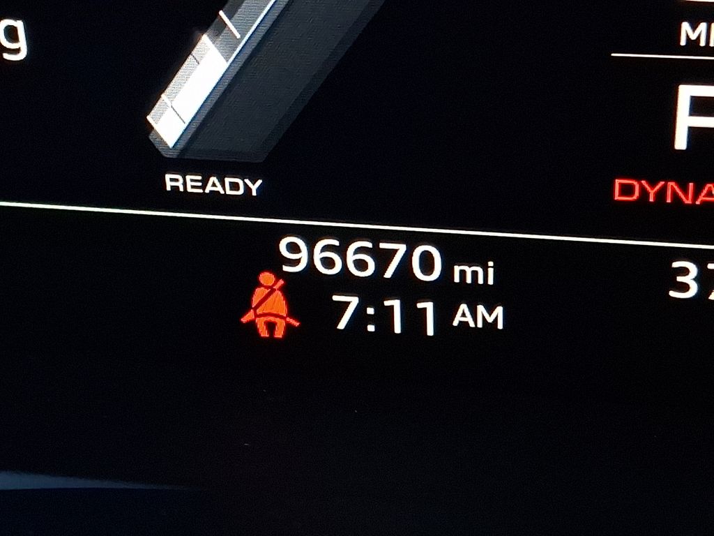 Thumbnail: 2020 Audi S6 - 14