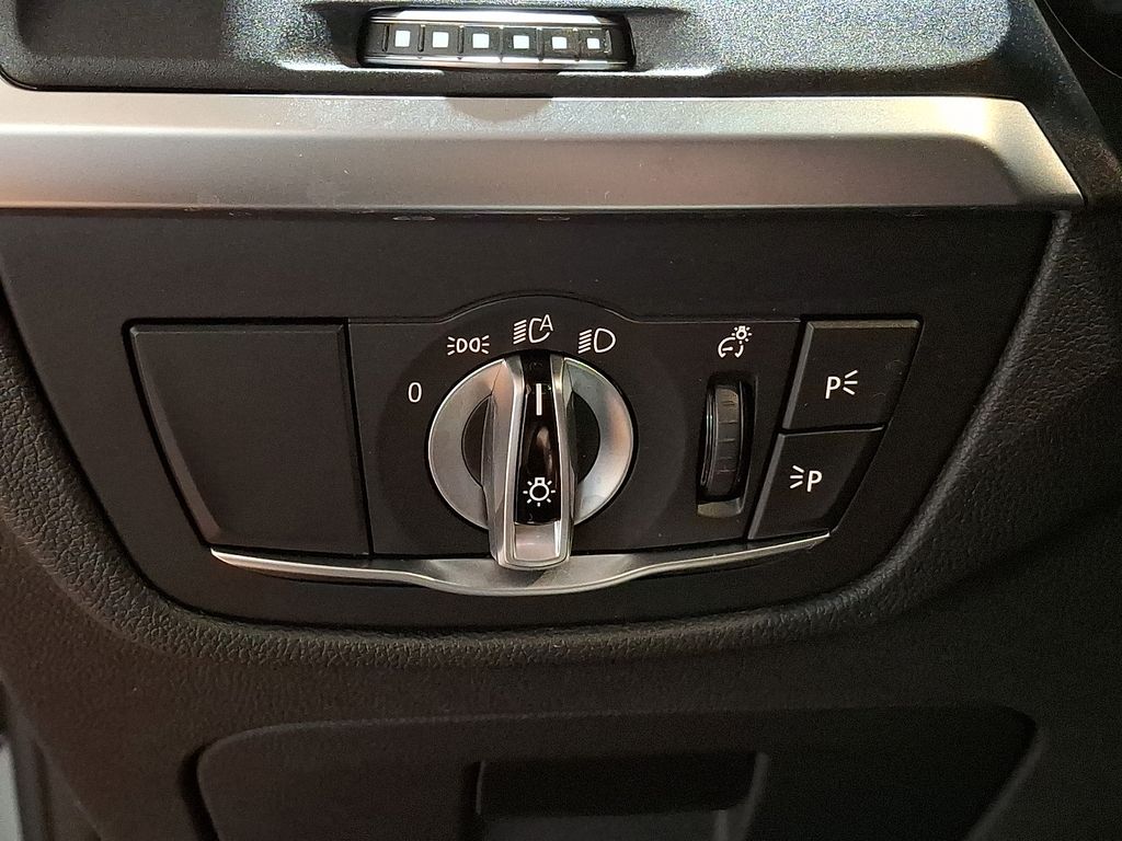 Thumbnail: 2024 BMW X4 - 18