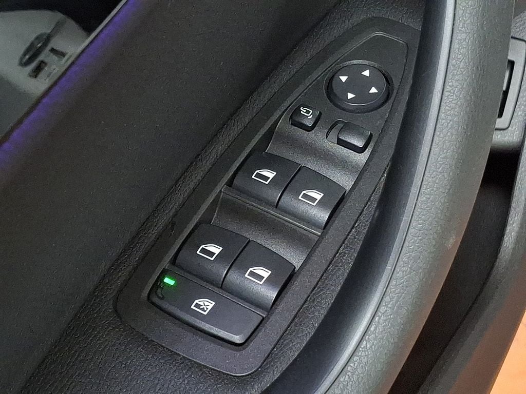 Thumbnail: 2020 BMW X2 - 25