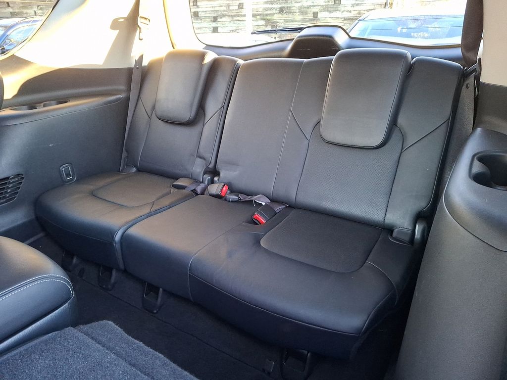 Thumbnail: 2016 INFINITI QX80 - 8