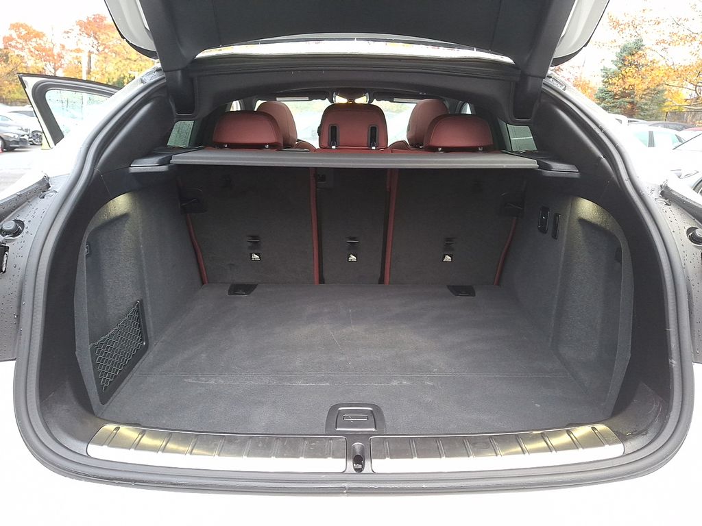 Thumbnail: 2025 BMW X4 - 28