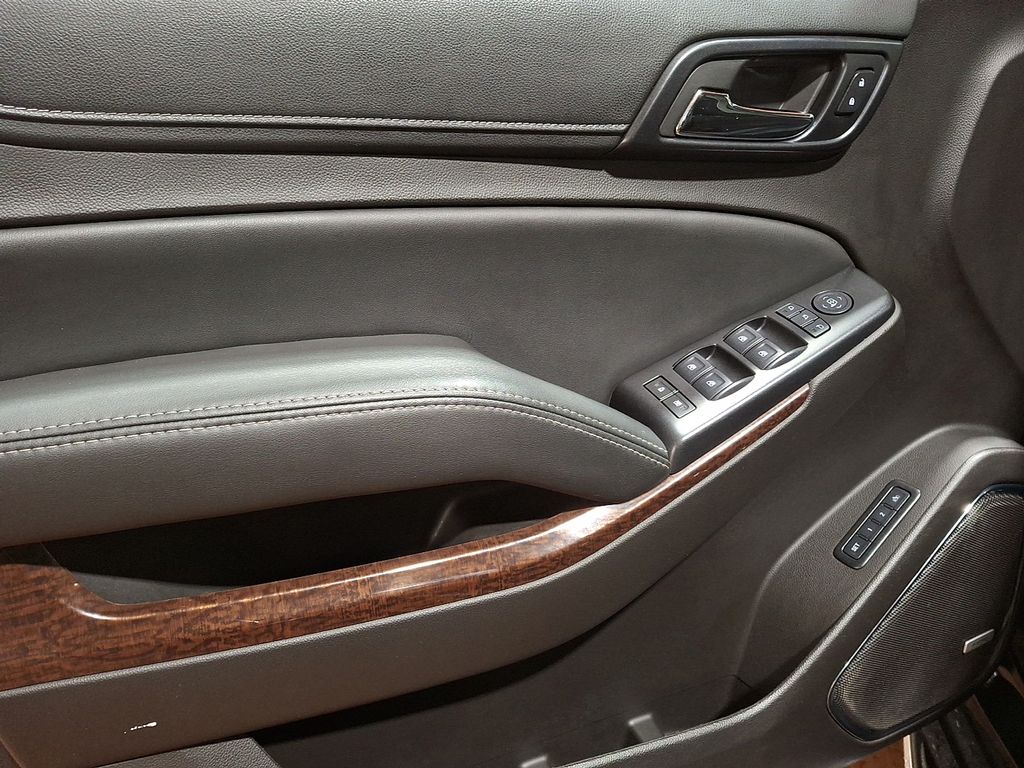 Thumbnail: 2017 GMC Yukon - 10