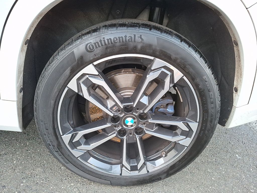 Thumbnail: 2025 BMW X1 - 8